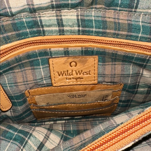 Wild West MAYA Unisex Camel Tan Artisan Leather Accordion Crossbody Bag Purse - Picture 11 of 16